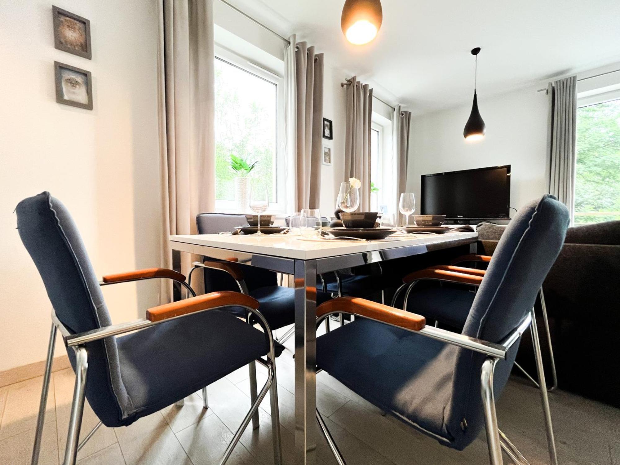 Walk To Park, Modern 2Bd Kitchen! Balcony, Parking Apartment Wrocław Exterior foto