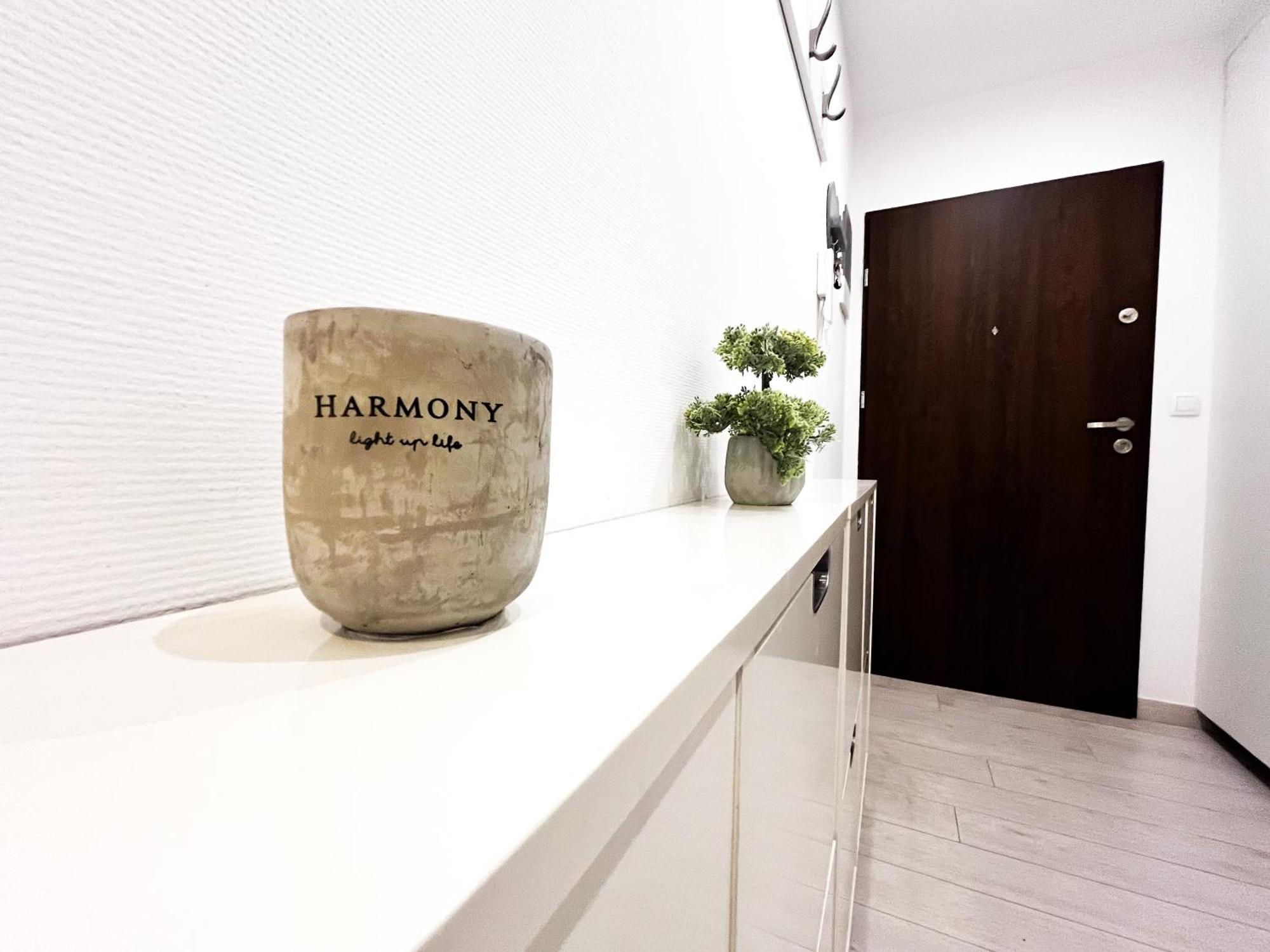 Walk To Park, Modern 2Bd Kitchen! Balcony, Parking Apartment Wrocław Exterior foto